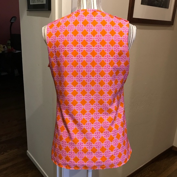 BANANA REPUBLIC pull-over sleeveless blouse - Picture 2 of 4